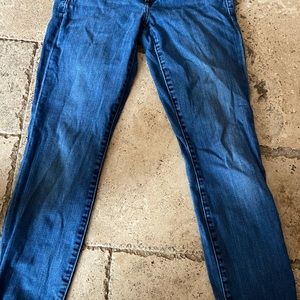 Gap mid rise skinny jeans size 27